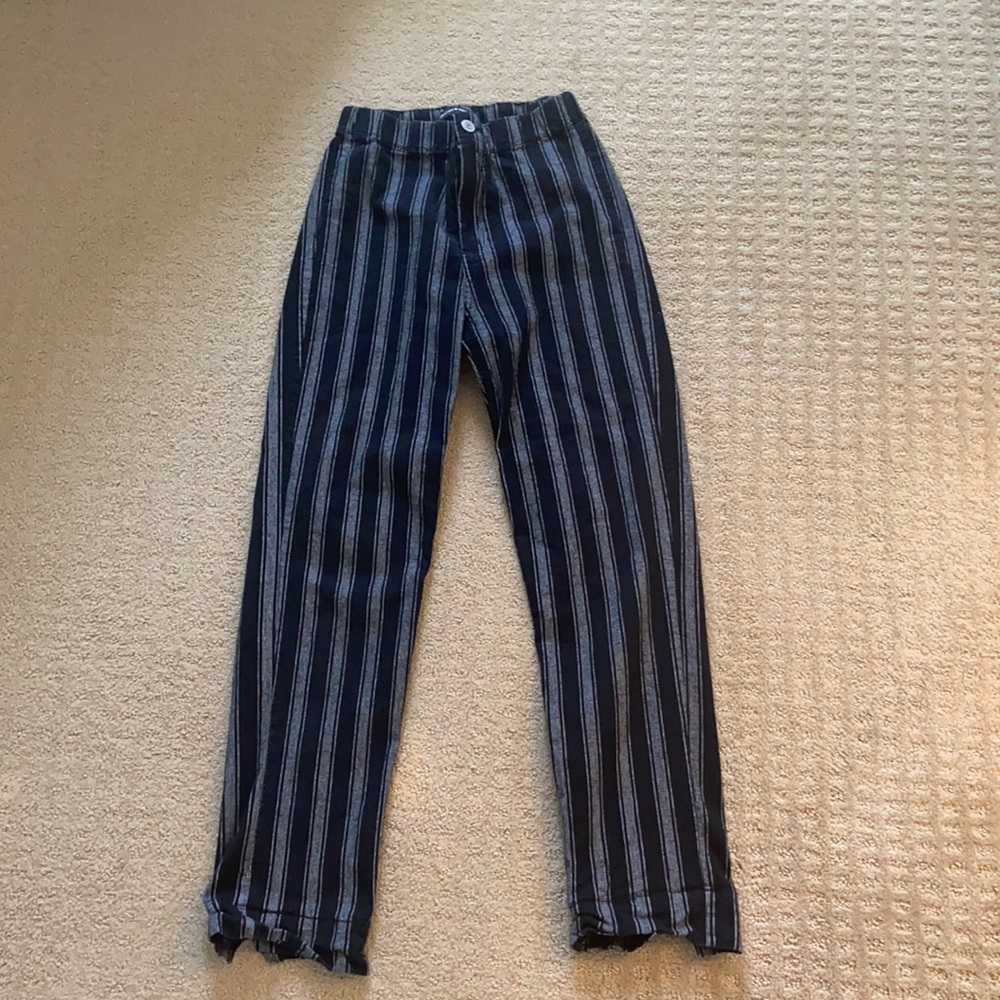 Brandy Melville stripped pants